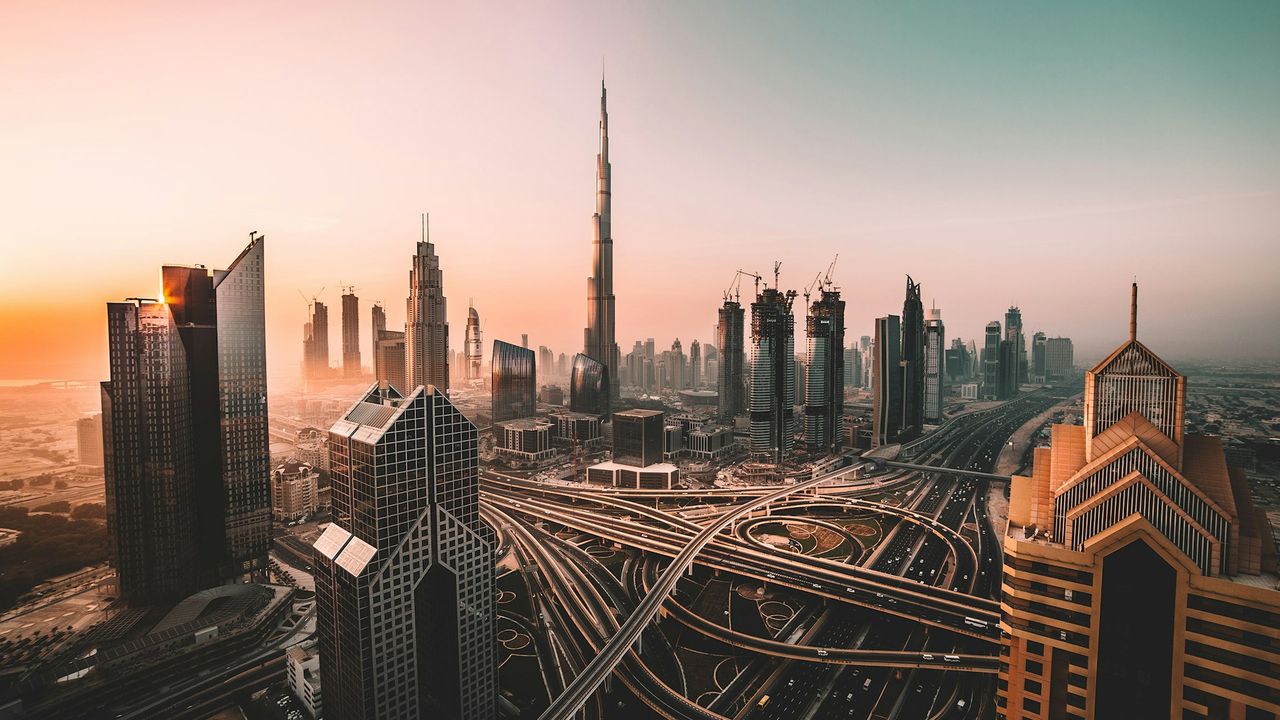 Dubai — The Pinnacle of Modern Luxury